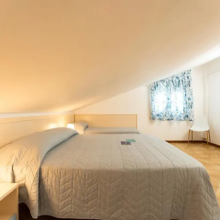 Quadrilocale E Mansarde Bafile241 - Adria - Family شقة ليدو دي يسولو