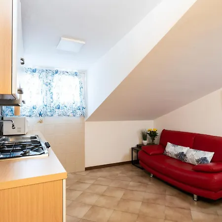 Quadrilocale E Mansarde Bafile241 - Adria - Family