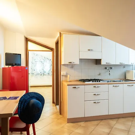 Quadrilocale E Mansarde Bafile241 - Adria - Family شقة *